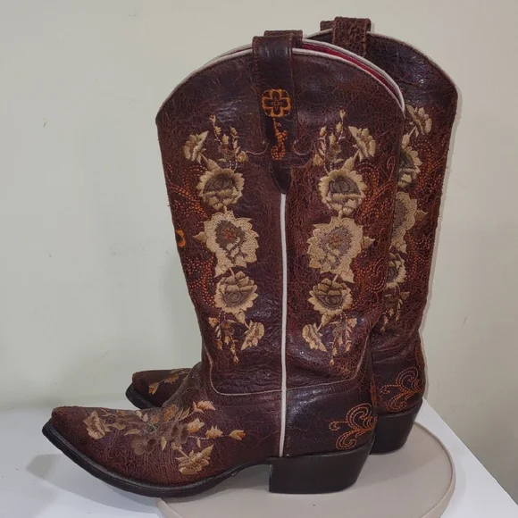 Embroidered Brown Western Boots - Picture 9 of 9